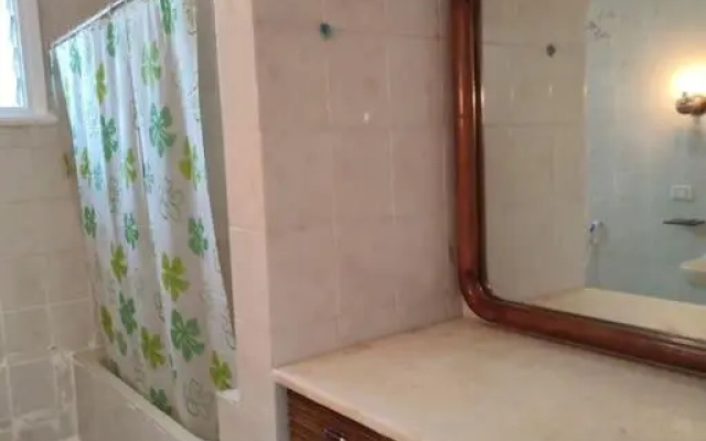 Lovely spacious five bedroom villa with a pool