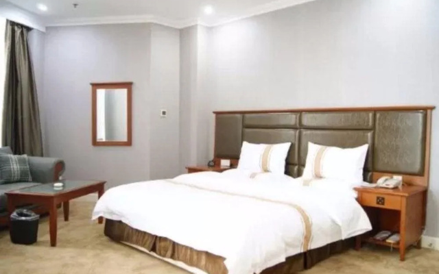 Home Inn Plus (Shenyang Shenbei University)