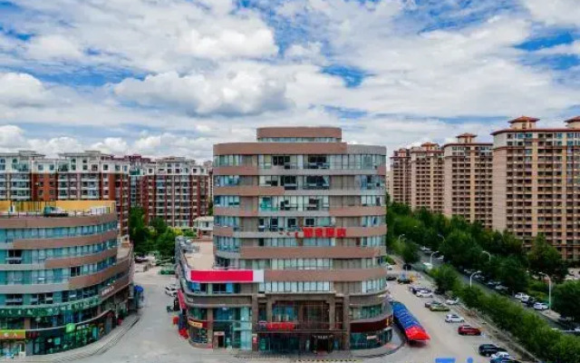 Home Inn · Neo (Ulanqab High Speed Railway Station Weibang Shiji Plaza Store)