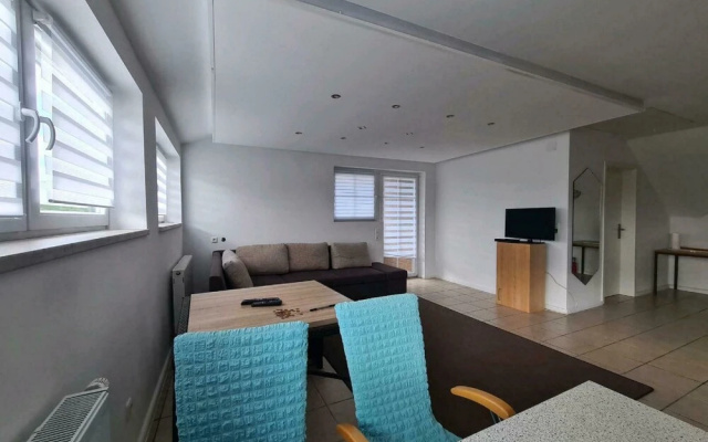 Simplistic Apartment in Suhl near Forest