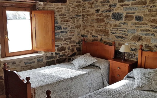 Hotel Rural Valtarranz