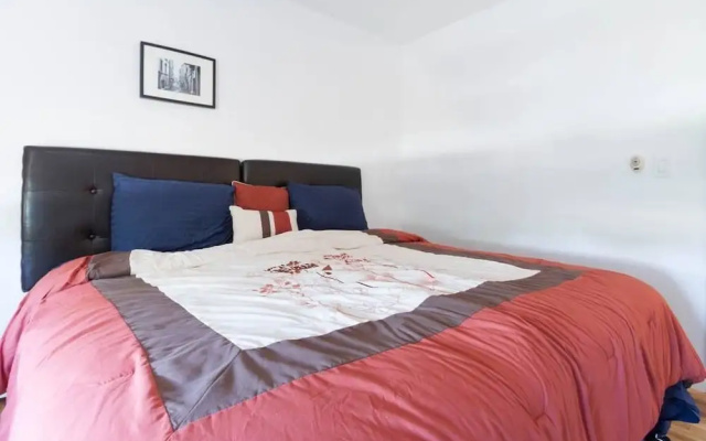 SH001 5 Bedroom Holiday home By Senstay