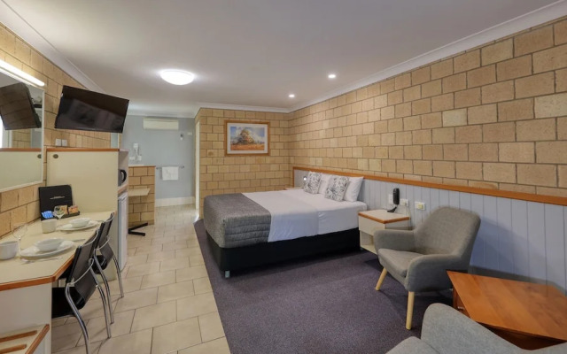 Jacaranda Country Motel
