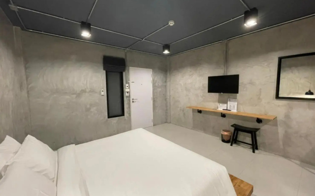 Loft Space Hotel