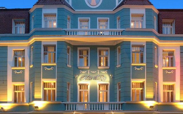 Hotel Nestroy вид на фасад