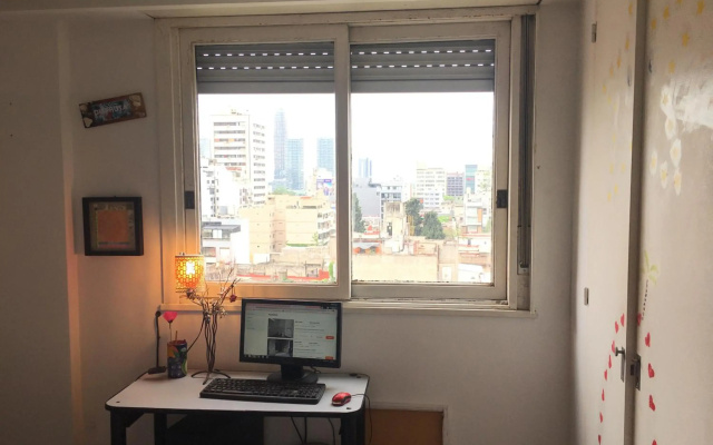 Habitacion privada 1 persona, solo mujeres - San Telmo