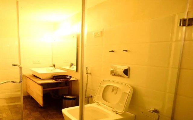 Hotel Aksa Srinagar
