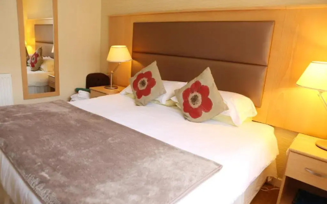 Homesly The Station Hotel