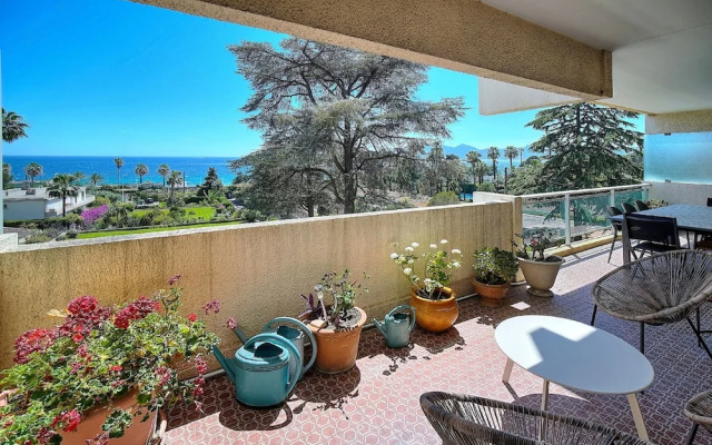 3 pi ces Terrasse vue mer et Parking A2b232