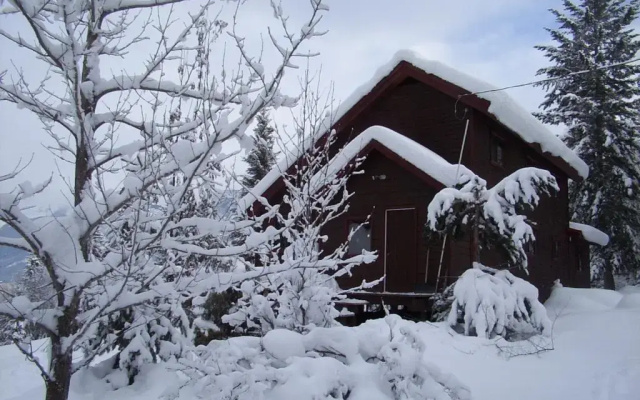 Harnett's Holiday Home