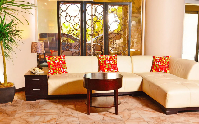 Fortune Hotel & Suites