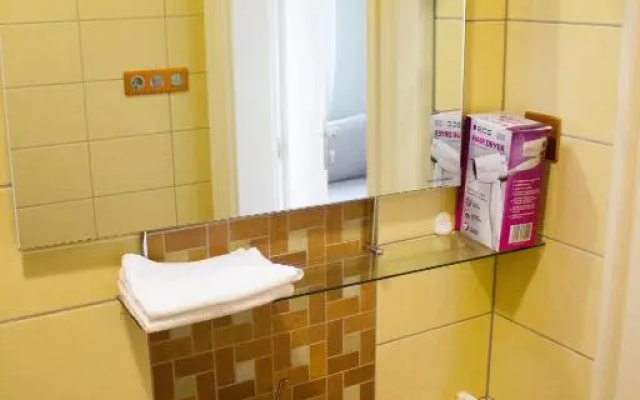 Makotel Apartmanház