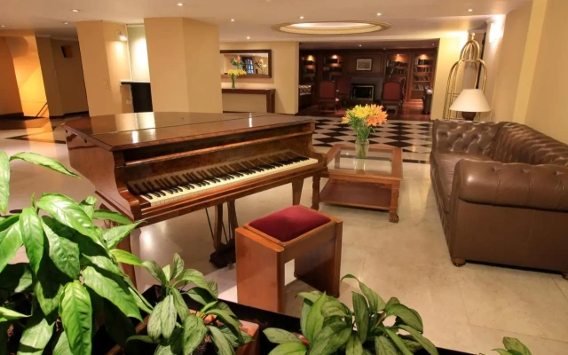 Отель Windsor House Inn By Geh Suites