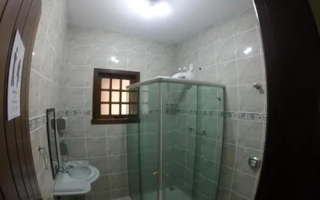 Hostel LARes