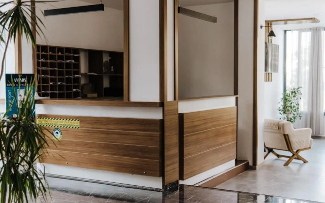 Avisos Hotel&Apartments