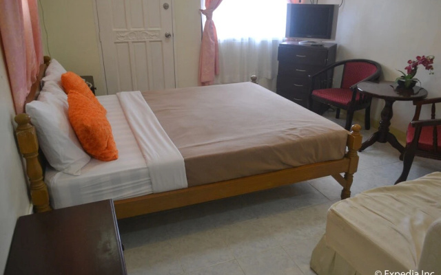 Royal Taal Inn