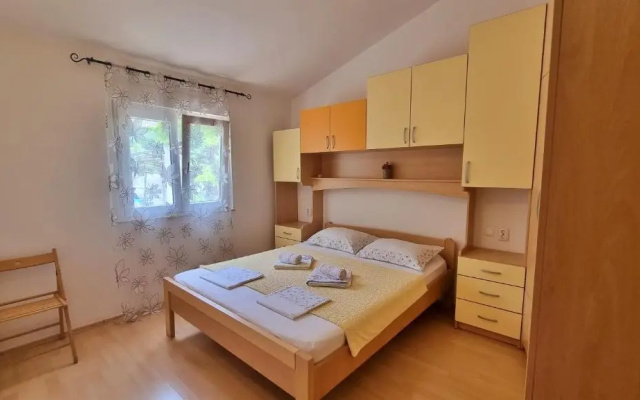 Apartments Gajo