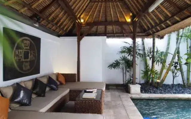 6BR Villa Sensel - Minggu Villas Seminyak