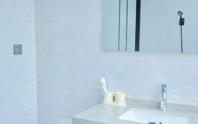 Urban Convenience Hotel