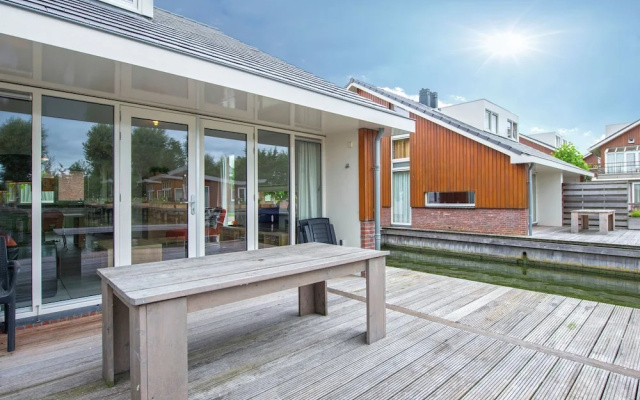Nice House With Dishwasher, Near Amsterdam