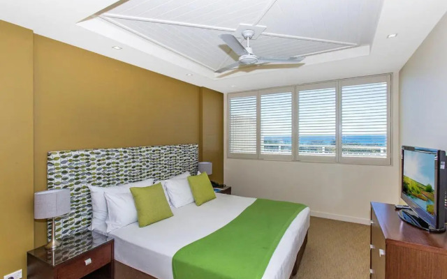 The Pool Resort Kingscliff - Private Apartments by Holiday Management Company
