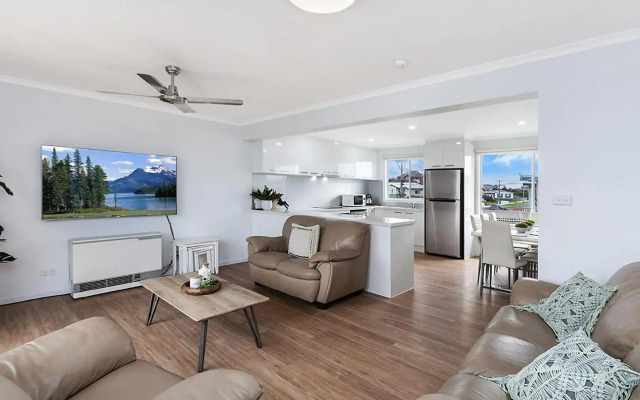 Rocky Point - pet friendly accommodation for multiple families