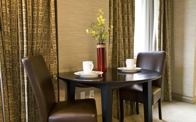 Envoy Club Suites