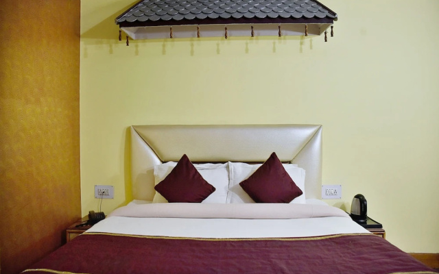 OYO 3361 Hotel Kapital