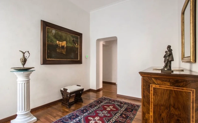 Ludovisi Apartment Splendor