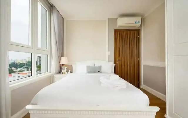 Leman Luxury Apartments