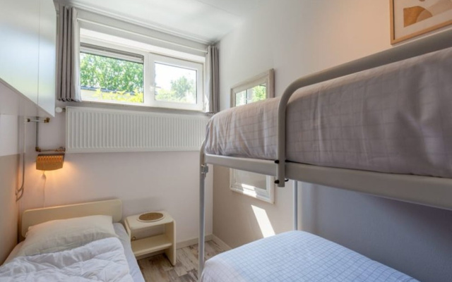 Spacious Duinland 188 Home for 7-people