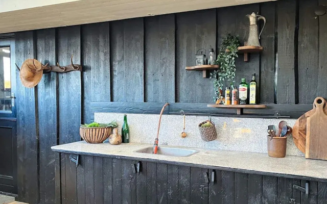 Sunny Holiday Home in Ebeltoft near Sea