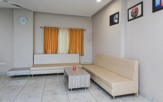 OYO 18757 Nakshatra Inn