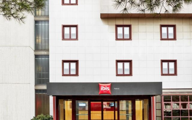 Отель DC Hotel international Италия, Падуя - отзывы, цены и фото номеров - забронировать отель DC Hotel international онлайн вид на фасад