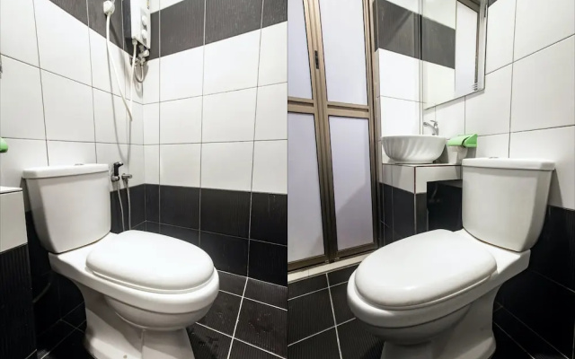 Nice Stay Three Six Five Services by OYO Rooms