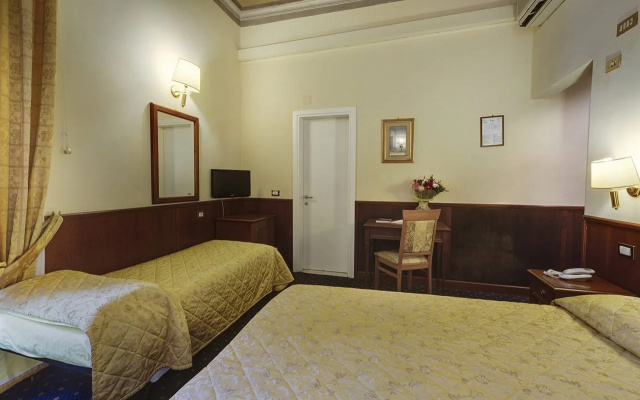 Arizona Hotel
