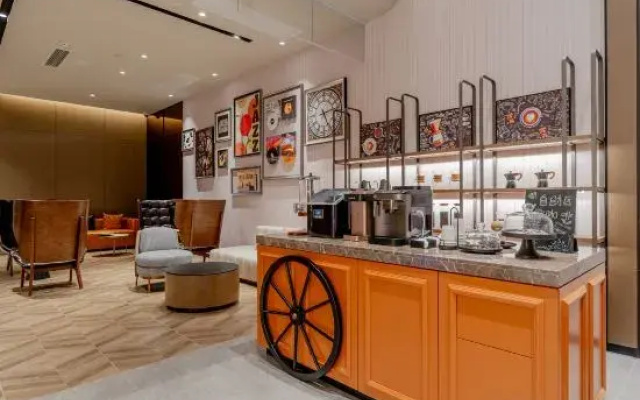 Homeinn Plus Hotel (Shanghai Hongqiao Airport Hongqiao Railway Station)