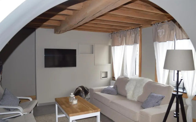 la tourelle d’Achille leontine