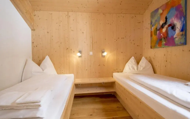 Attractive Chalet With hot tub