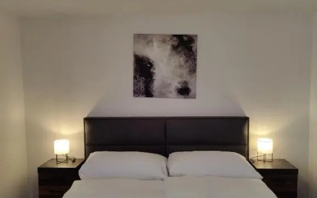 Hubel Apartment 14