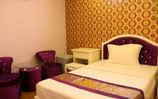 Phung Hoang Gold Palace