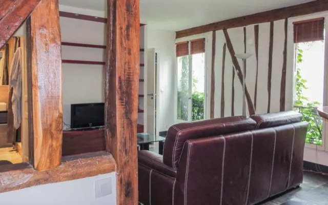 Studio in Bustling St Maur / Oberkampf Area