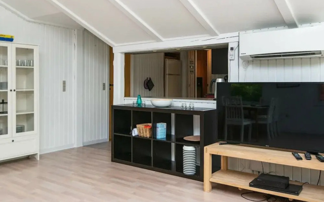 6 Person Holiday Home in Oksbøl