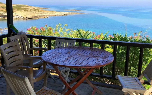 ZAMBAK Holiday Village