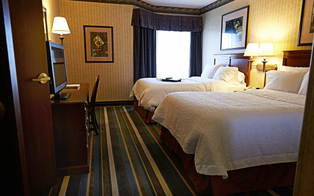 Hampton Inn & Suites Scottsburg