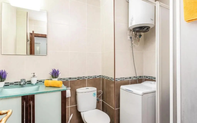 603 Studio Comodoro first sea line