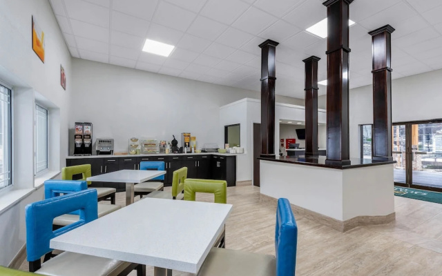 Motel 6 Pittsburgh Airport