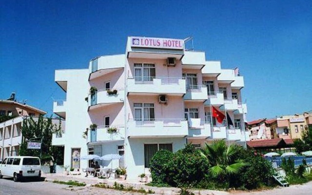 Lotus Hotel Сиде вид на фасад
