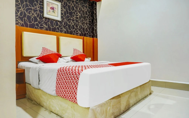 Hotel O near Mall Panakukang formerly Rika Hotel Makassar