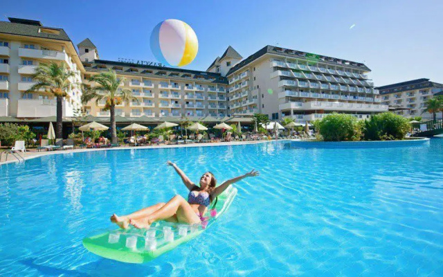 MC Arancia Resort Hotel